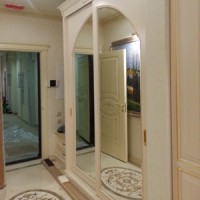 Шкаф-купе в классическом стиле