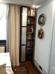 Встроенный книжный шкаф